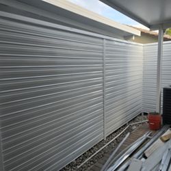 Orizontal Metal Fence 