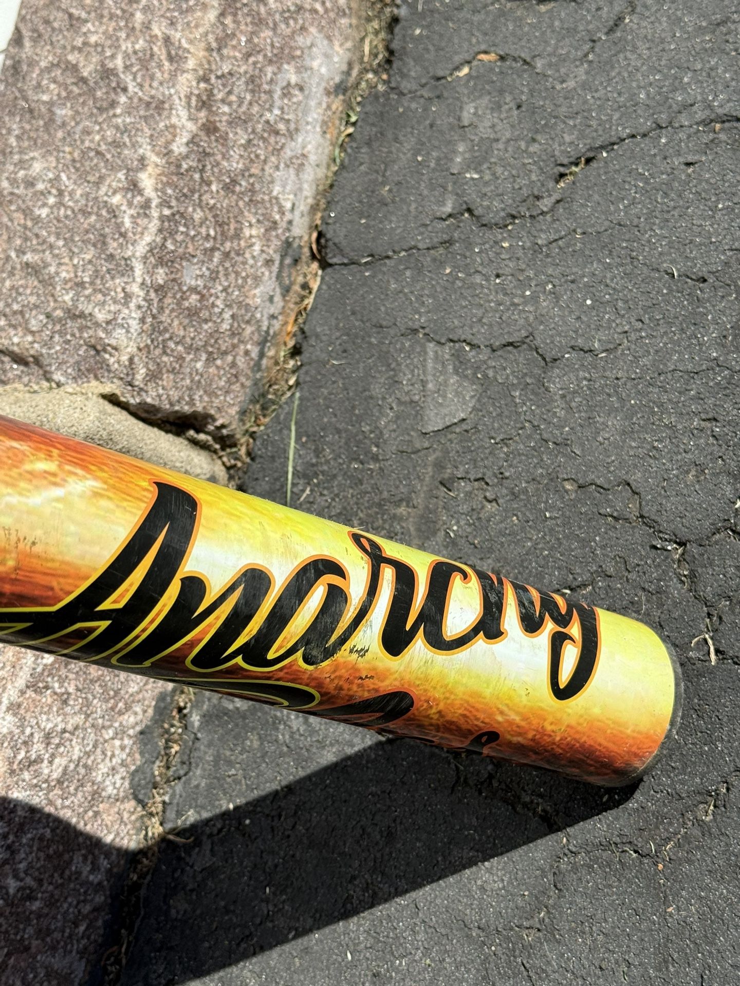 Anarchy men’s slow pitch softball bat
