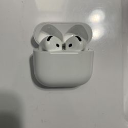 Apple AirPods 4 (Model A3058) – Gently Used, Clean, Works Perfectly - OBO