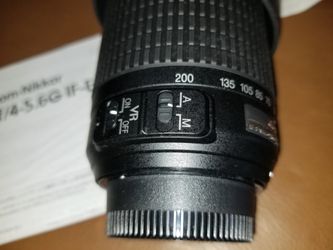 Nikon 55-200mm f/4-5.6G ED IF AF-S DX VR [Vibration Reduction] Nikkor Zoom Lens