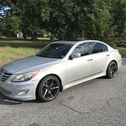 2013 Hyundai Genesis