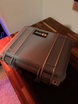 Pelican 1400 Hard Case - Gray