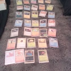 34 Pokemon Cards