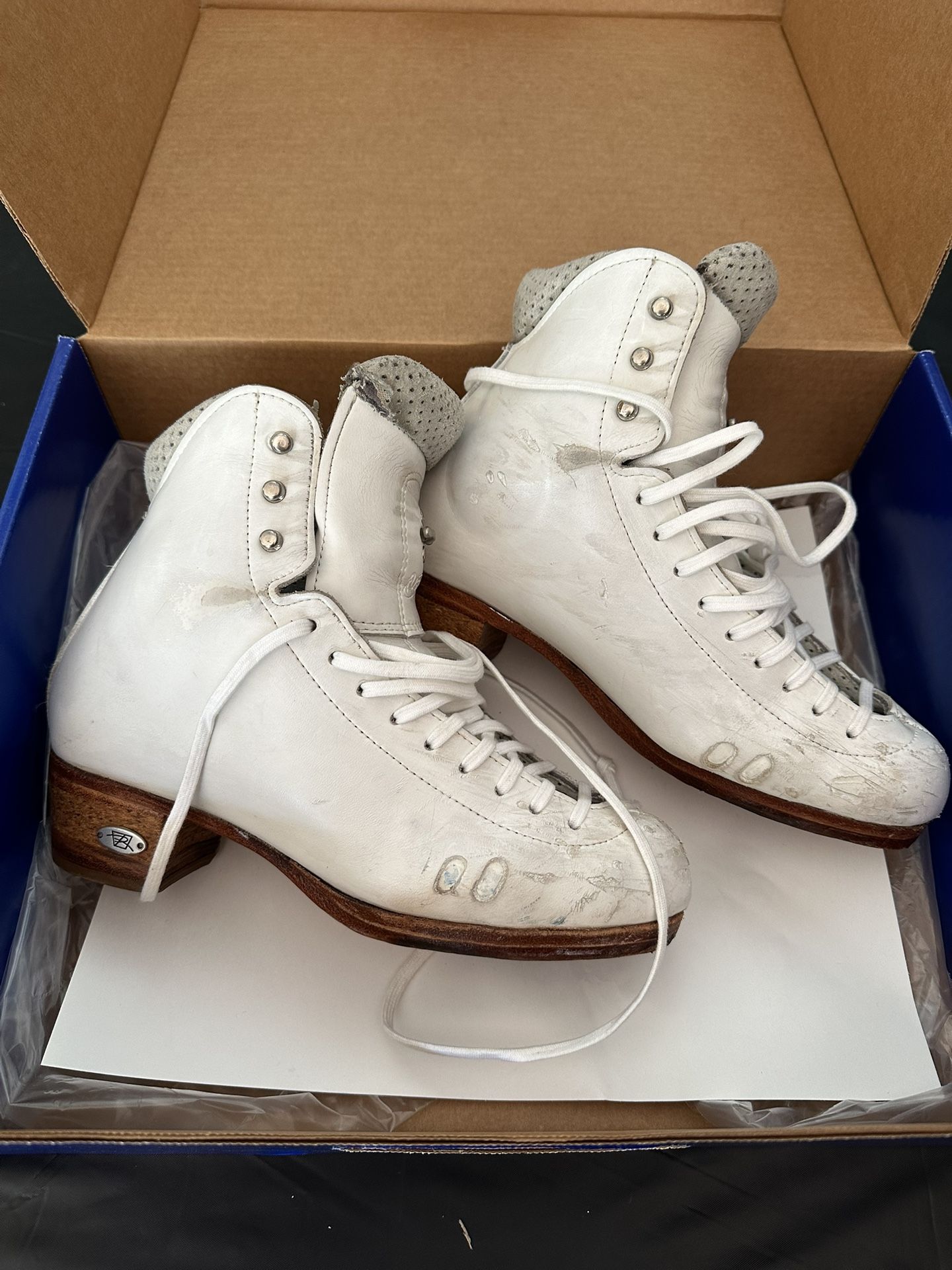 Riedell Ice skates Size 6 1/2