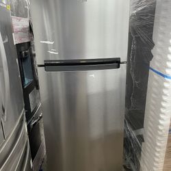 Whirlpool Top And Bottom In Stainless Steel New Open Box 