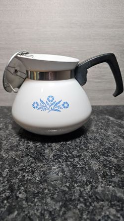 Vintage Corning Ware Blue Cornflower 6-Cup Tea Pot, P-104