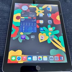iPad 6th Gen 9.7in 32GB A1893 (2019)