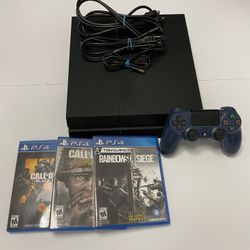 PS4 With 3 Games