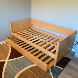 Cama con Trundeler