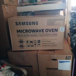 Samsung Over The Range Microwave Oven - New
