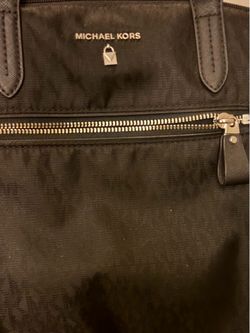 MK purse New with Tag