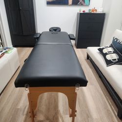 Massage table/rolling cart