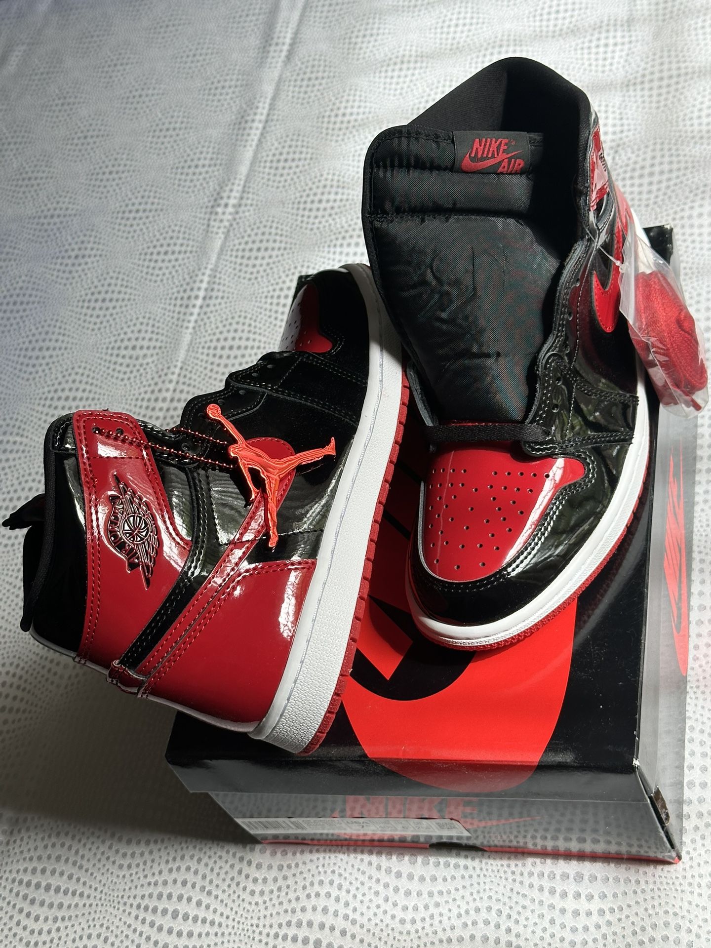 Nike Air Jordan 1 Retro High OG Bred Patent 7.5 Men’s or 9 Women’s Size