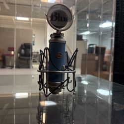 Bluebird 83-25824 Studio Microphone 