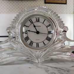 Clock, Crystal 