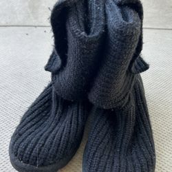 Woman’s Knitted UGG Boots 