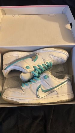 Nike SB White Diamond