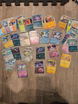 Pokémon Trading Card Game Tin with Cards