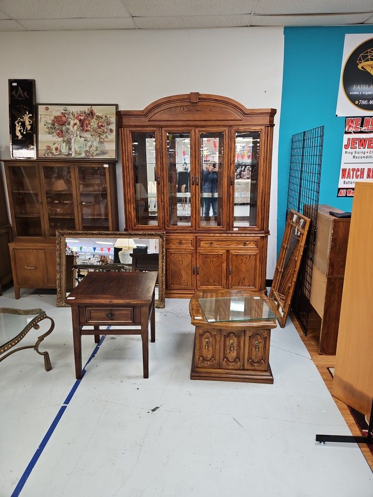 China Cabinet 2 Pes