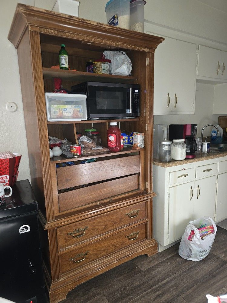 FREE PANTRY OR SHELF!!