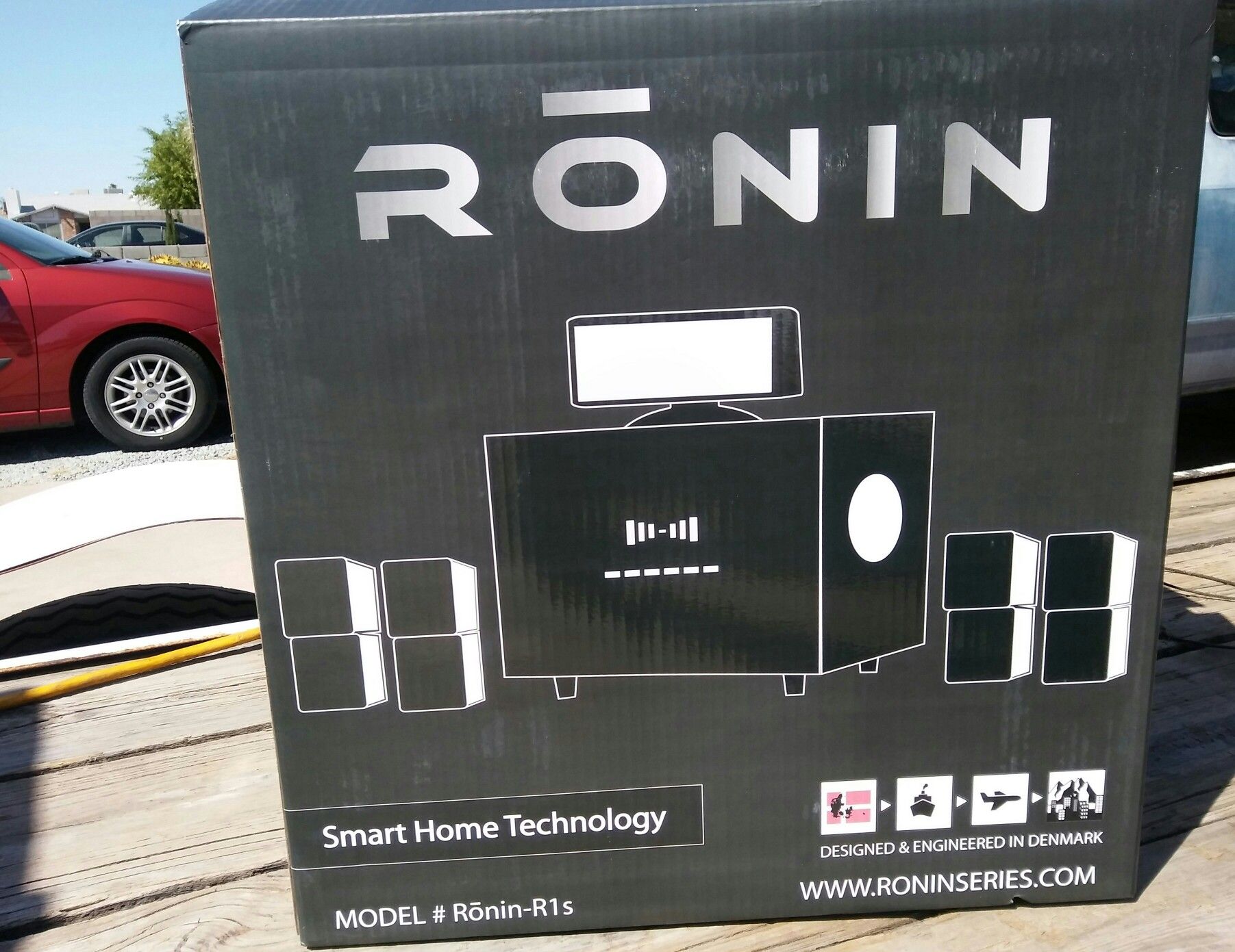 Ronin R1s Smart Home Technology Theater System NEW