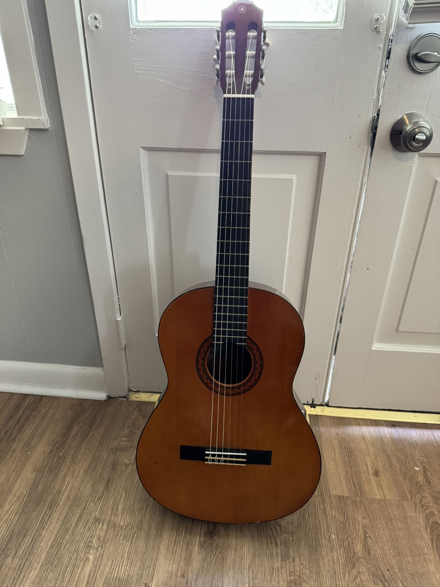 Used Yamaha Cgs104A Classical Acoustic Guitar