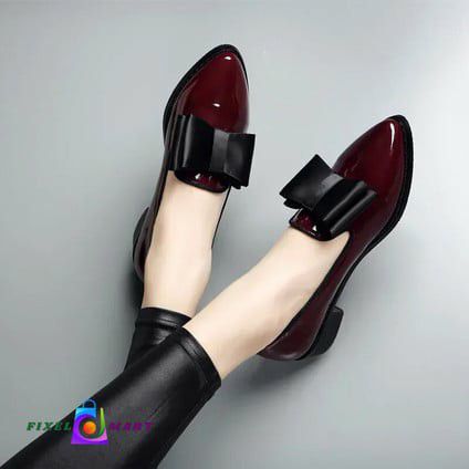 2024 New Women's Loafers Bow Decor Pointed Toe Flat Shoes for Women Patent Leather Shallow Mouth Commuter Daily Casual Shoes

