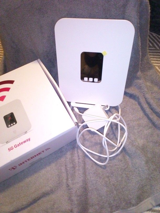 T-Mobile G4SE Home Internet 5G Gateway