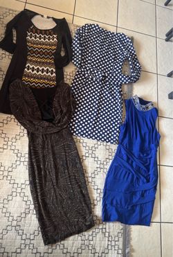 Set de 4 vestidos de mujer ( todos por $40.00)