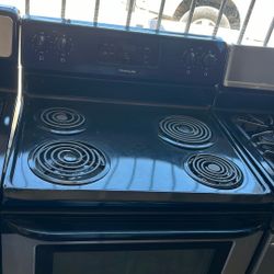 Used Electri Stove 3 Months Guaranteed 507 Ming Ave 