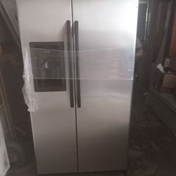 Refrigerator  Side By Side