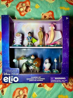 Elio deluxe figure set- Disney