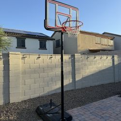Adjustable basketball hoop