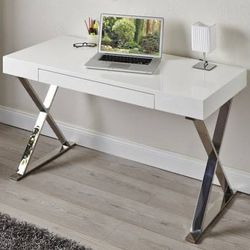 Brand NEW High Gloss White Desk