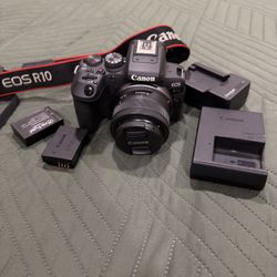 Canon EOS R10 + RF-S 18-45mm (Like New) 