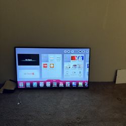 LG TV 55”