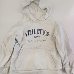 Boy Hoodie Size 5 For Sale $2