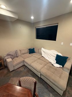 Sectional L Shape Couch / Sectional