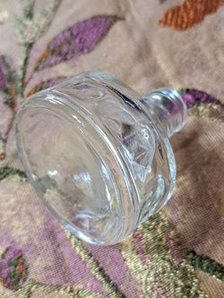 Round Stopper With Square And Cross ❌ Or X Inside Square Around Rim Diamond Cut Pattern 