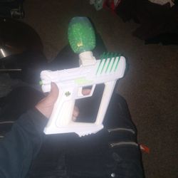Surge Gel Blaster With Gell Pellots 