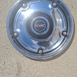 1969-82 GMC PICKUP TRUCK/VAN/SUBURBAN 15" WHEEL COVER