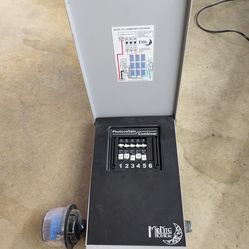 Midnight Solar Combiner Box with Surge Protector