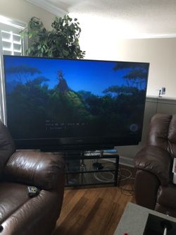 Mitsubishi 73” TV