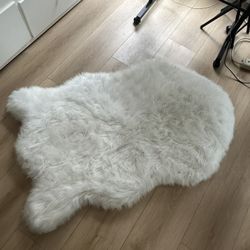 Faux Fur Orthopedic Dog Bed - Curve White 