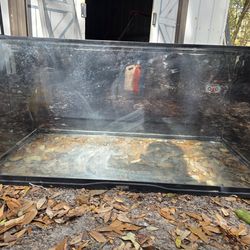 Zoo Med reptile tank and accessories