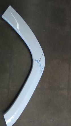 14'15'16'17 #B 2475 Fender flare Grand Cherokee used