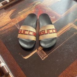 Gucci Rubber Slides