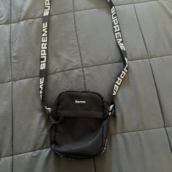 Supreme shoulder bag