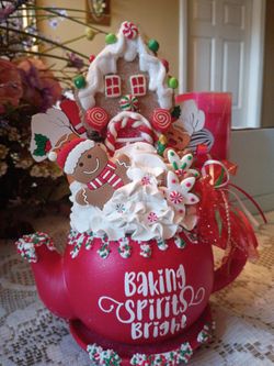 Christmas Tea Pot