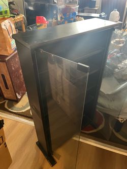 Mueble   Gratis.  Free  Free Free